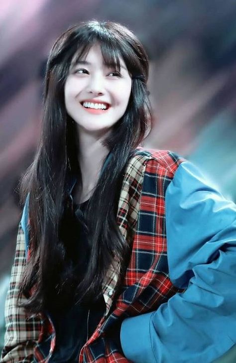 上校夫人的年輕侄女們