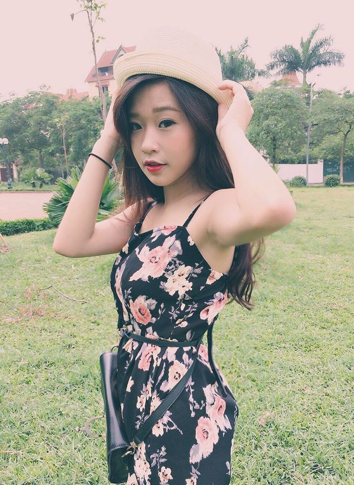 女大學(xué)生的家政保姆初體驗(yàn)
